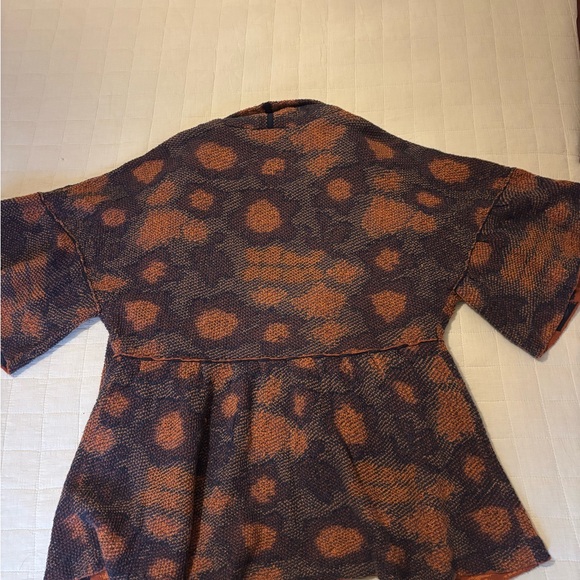 Liz Claiborne Axcess Orange and Navy Floral Knit Sweater - Picture 2 of 5